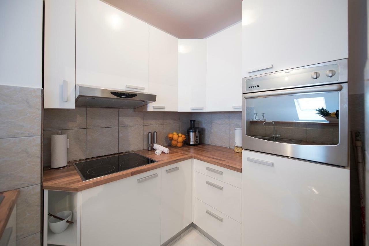The Roof - Luxury Apartment Omiš Dış mekan fotoğraf