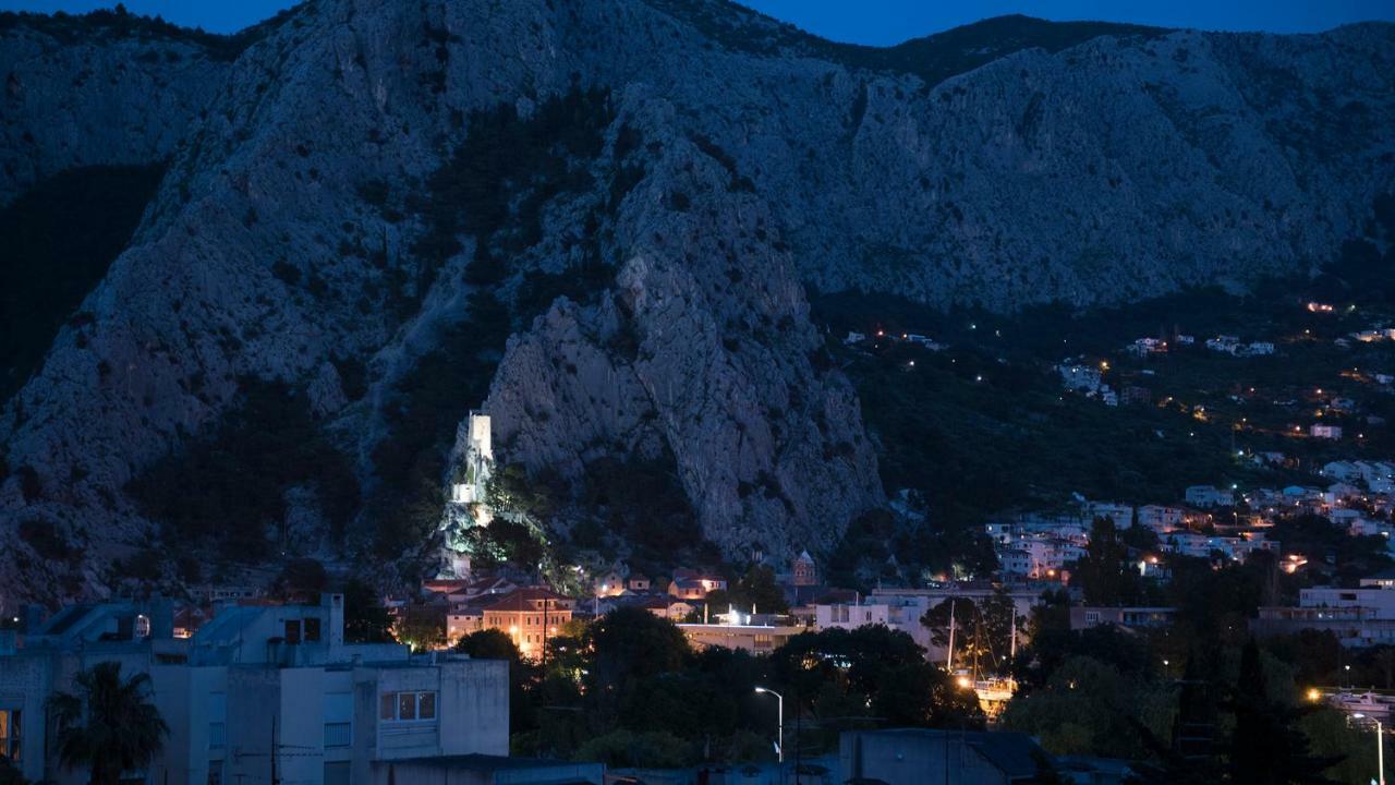 The Roof - Luxury Apartment Omiš Dış mekan fotoğraf